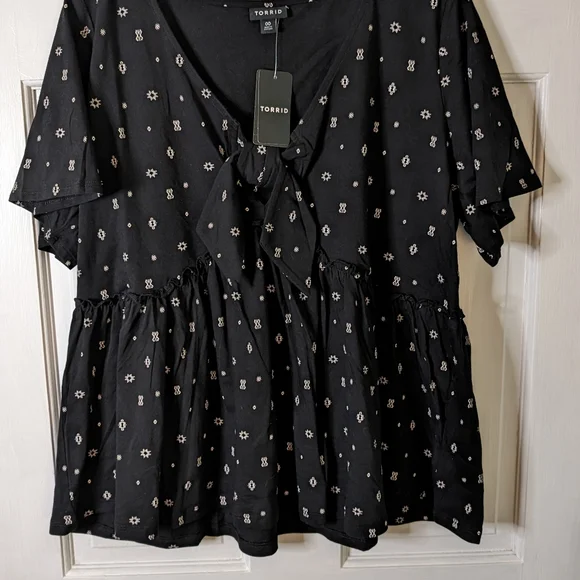 Torrid Women's Vintage Cotton Jersey V-Neck Relaxed Tie Front Top Plus m/l New - Picture 6 of 8